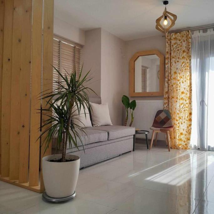 Helios Cozyhome سالونيك المظهر الخارجي الصورة