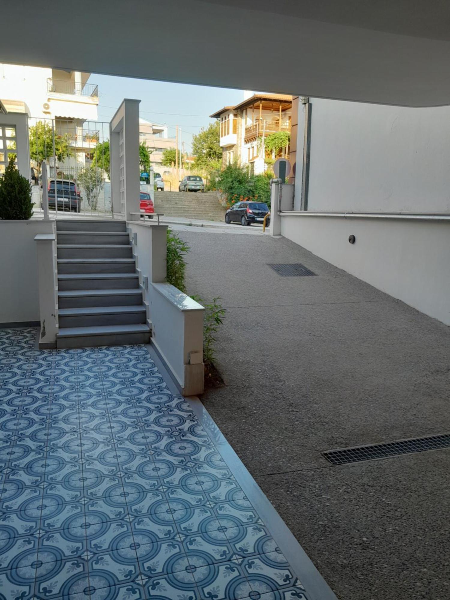 Helios Cozyhome سالونيك المظهر الخارجي الصورة
